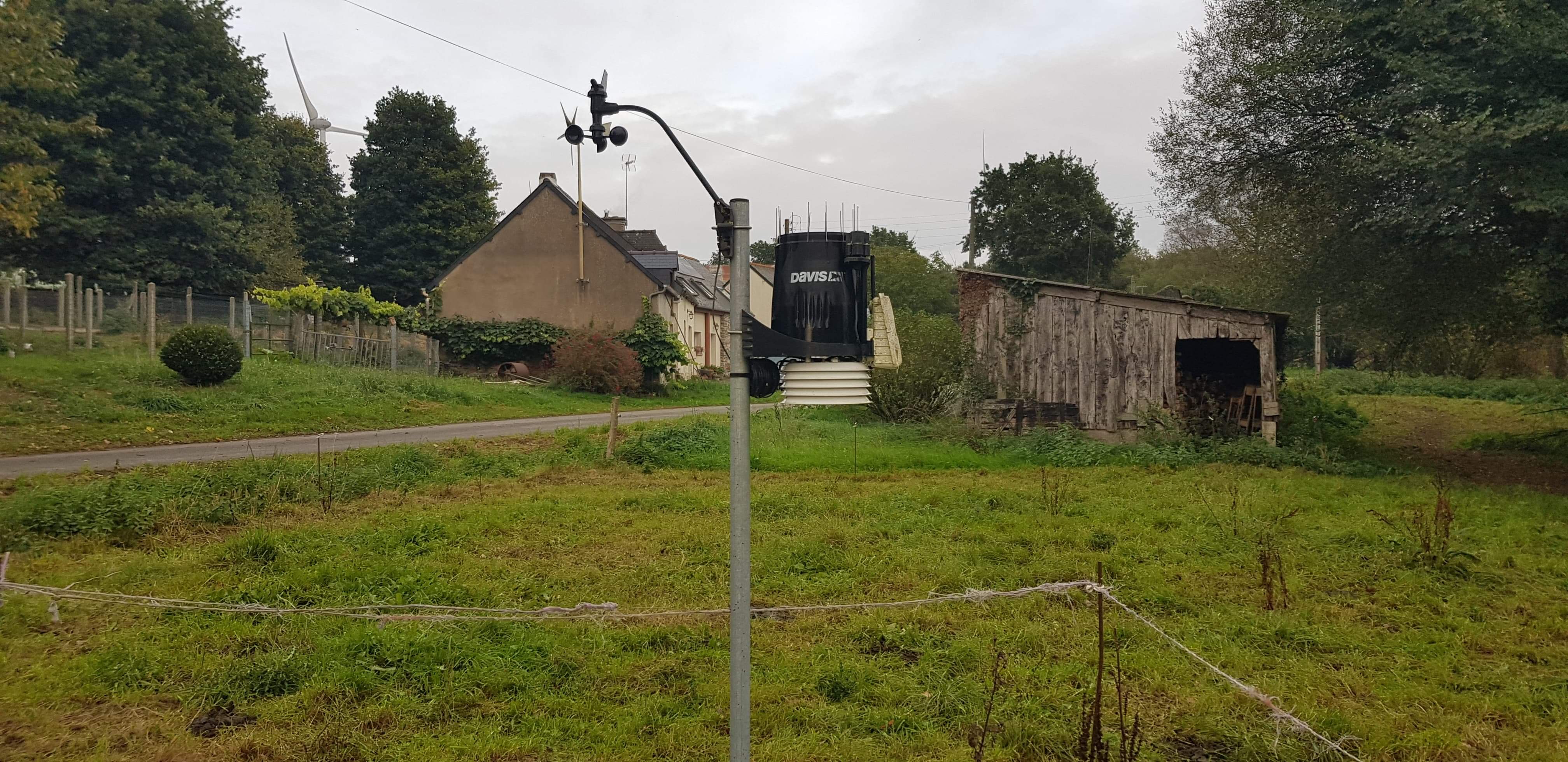 Photo Ouest de la station Saint-Étienne-du-Gué-de-l'Isle